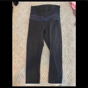 Lulu lemon crop leggings